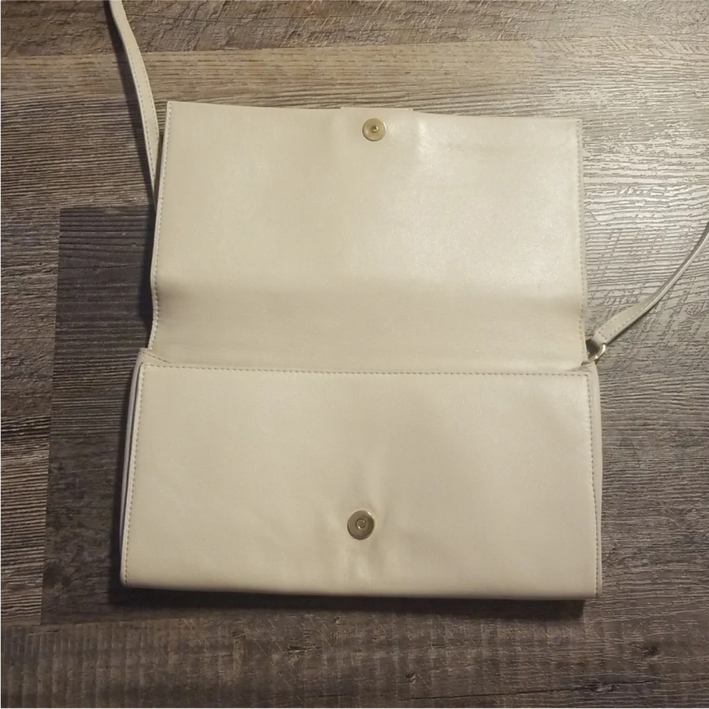 Chloé Chloe Gold Bow Cream Leather Clutch or Crossbody Bag